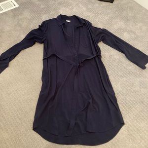 Shirt dress with tie waist